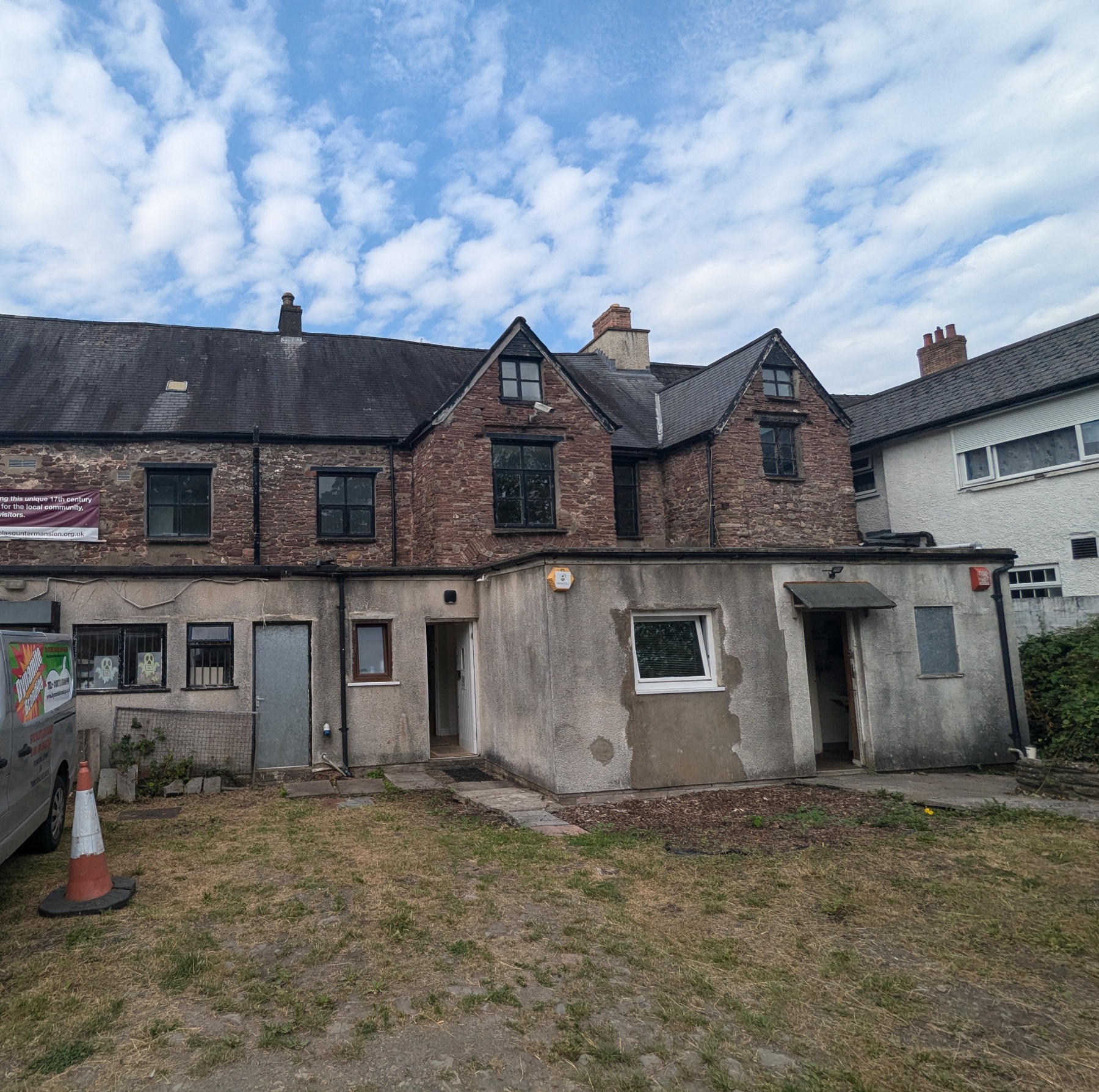 PXL 20240801 0942559741