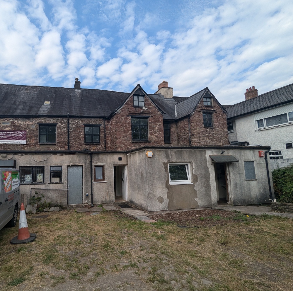 PXL 20240801 0942559741