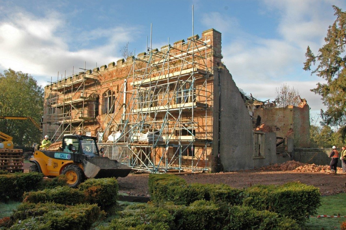 Astley Castle 01